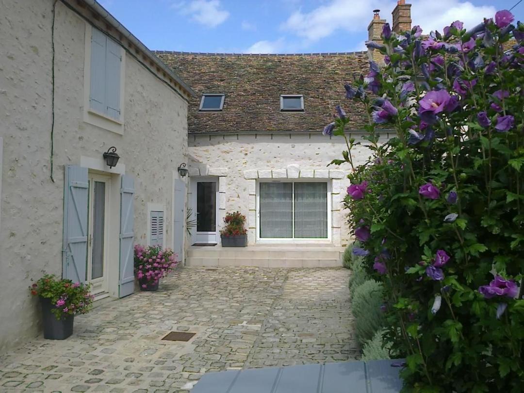 Vila Les Maharanis Moisenay Exteriér fotografie